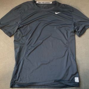 Nike Men’s Pro Combat Short Sleeve Shirt